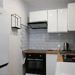 Wyszynskiego 2b 公寓